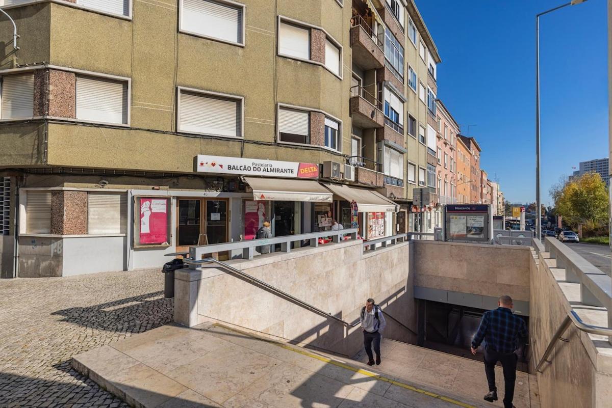 New By The Metro Lisboa